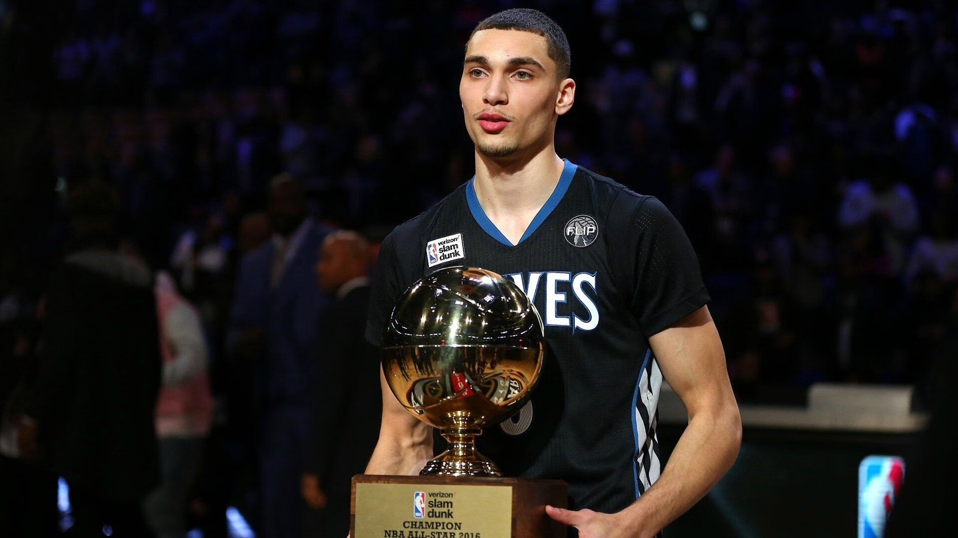 卡昂在逆境中嗅到希望,努力挽回颓势,卡昂战斗