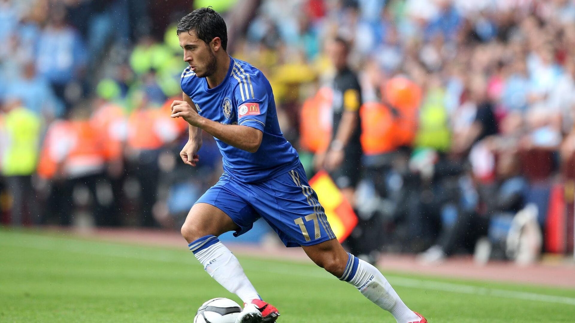 kaiyun.com-巴西骑手卡洛斯·帕罗在巴黎奥运会盛装舞步比赛中获得第六名，创造个人最佳成绩。